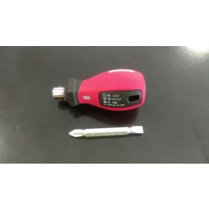 ODVIJAC KRATKI S IZMJENJIVIM NASTAVKOM, 255000